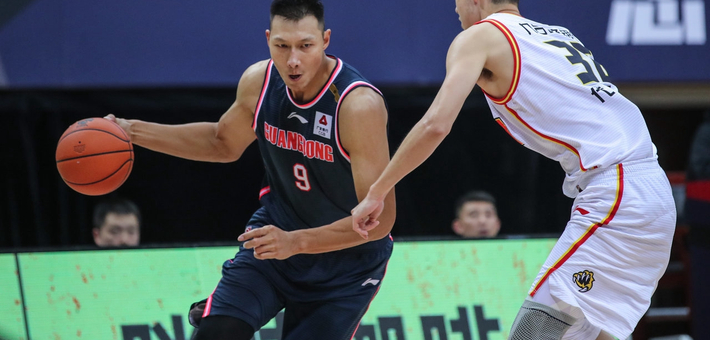 米歇尔：利瓦科维奇表示不愿比赛，加萨尼加曾在38度高烧出场（米歇尔曝：利瓦科维奇不愿出赛，加萨尼加曾发烧38℃仍出场）