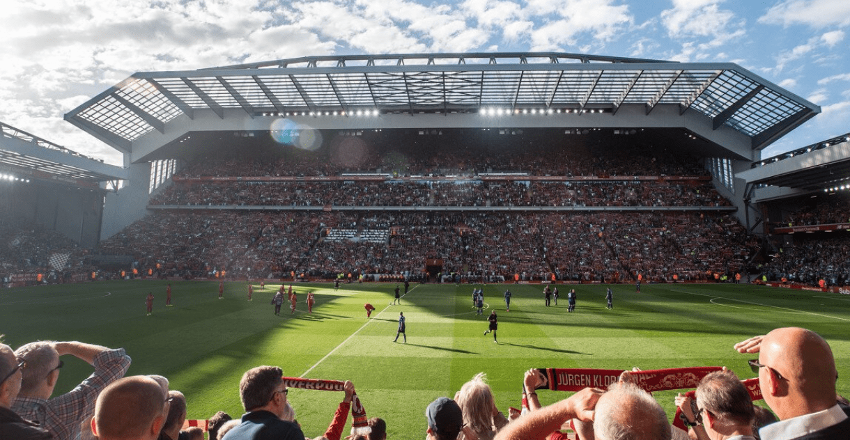 张琳芃第11次赢得中超冠军，超越郑智成国内联赛历史第一人！（张琳芃加冕中超第11冠，力压郑智成国内联赛史上第一人）