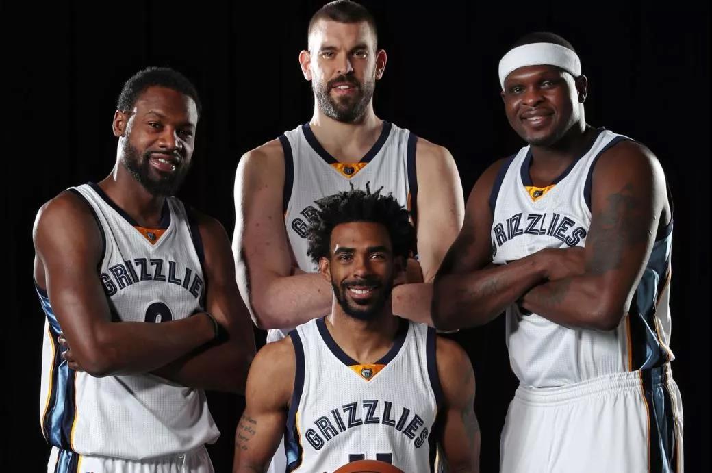 记者：阿森纳已告知水晶宫他们无意激活埃泽的解约金条款（记者：阿森纳已通知水晶宫，暂无意触发埃泽解约金条款）