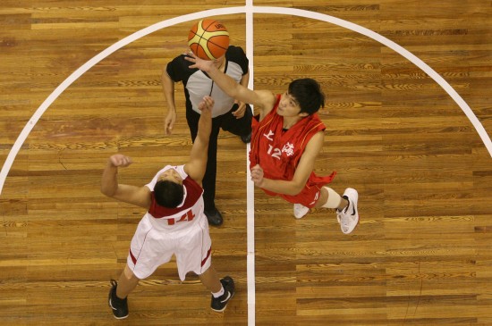 每体：预计拉菲尼亚周二就能随全队合练；霍安下场有可能首发（每体：拉菲尼亚有望周二随队合练，霍安下轮或首发）