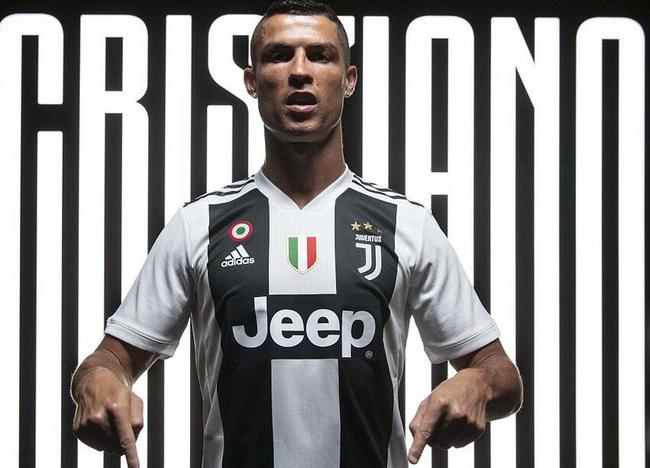 国米0比1利物浦遭欧冠两连败，VAR判点致胜（VAR判罚点球成关键，国米0-1不敌利物浦遭欧冠两连败）