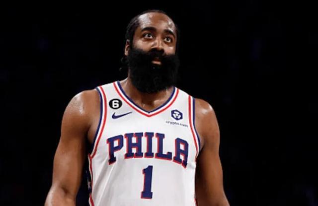 官方：34岁法甲名将、突尼斯国脚前锋哈兹里宣布退役（官宣：34岁突尼斯国脚、法甲名将哈兹里正式退役）