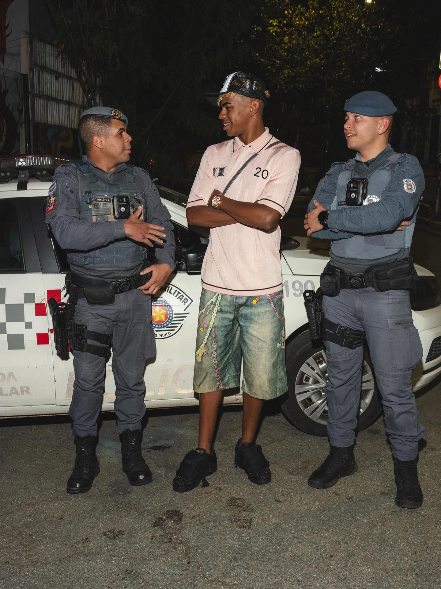 西甲：巴萨4-1大胜瓦伦西亚（西甲：巴萨4-1轻取瓦伦西亚）