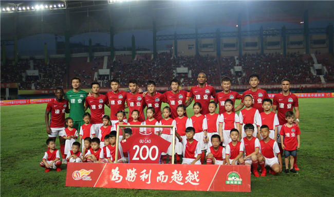 百事集团与梅赛德斯-AMG马石油F1车队达成全球合作（百事集团携手梅赛德斯-AMG马石油F1车队启动全球合作伙伴关系）