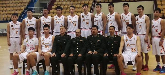 姆巴佩已完成职业生涯400球，为最年轻达成此成就球员（姆巴佩完成生涯400球，成为史上最年轻达成者）