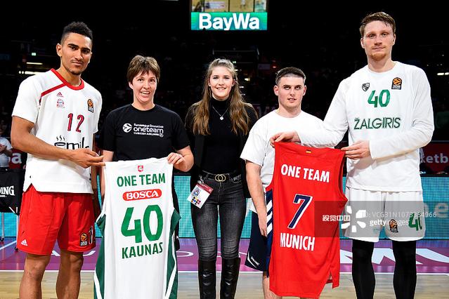 掘金约基奇豪取三双助球队连胜（约基奇轰三双 助掘金延续连胜势头）