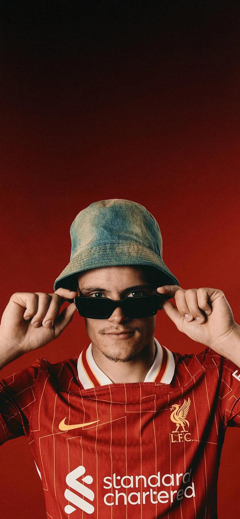 拳击：拳台之上的勇气与坚守（擂台之上：拳击的勇气与坚持）